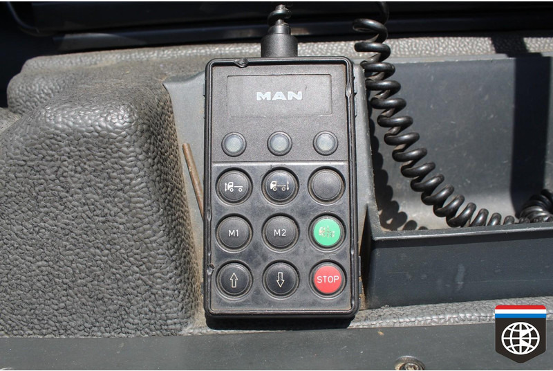 Camion à rideaux coulissants MAN TGX 26 440 RETARDER - NIGHT A/C: photos 10 Camion à rideaux coulissants MAN TGX 26 440 RETARDER - NIGHT A/C: photos 10