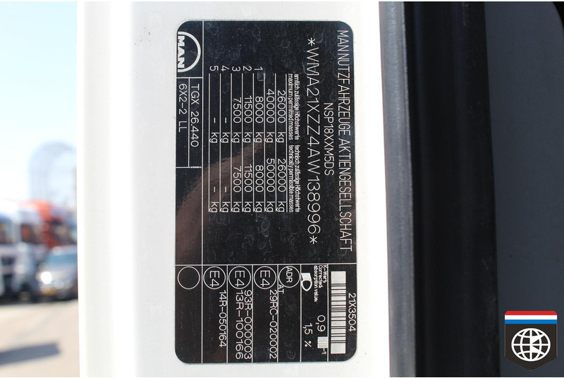 Camion à rideaux coulissants MAN TGX 26 440 RETARDER - NIGHT A/C: photos 18 Camion à rideaux coulissants MAN TGX 26 440 RETARDER - NIGHT A/C: photos 18