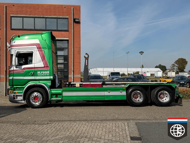 Scania R620 25 T HOOKLIFT / HOLLAND TRUCK / HOOK-CRANE HYDRAULIC - Camion ampliroll: photos 3 Scania R620 25 T HOOKLIFT / HOLLAND TRUCK / HOOK-CRANE HYDRAULIC - Camion ampliroll: photos 3