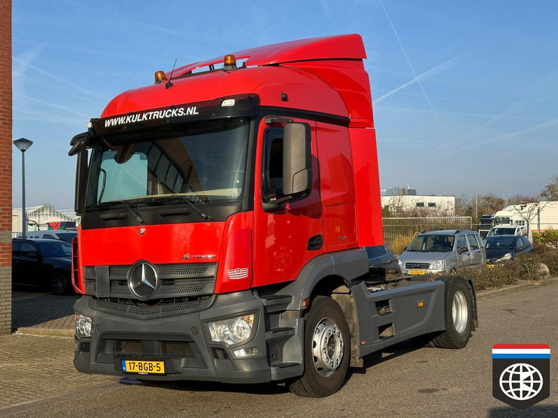 Mercedes-Benz ACTROS 1840 / STREAMSPACE / FULL SPOILER - Tracteur routier: photos 2 Mercedes-Benz ACTROS 1840 / STREAMSPACE / FULL SPOILER - Tracteur routier: photos 2