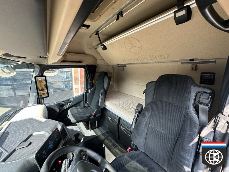 Tracteur routier Mercedes-Benz ACTROS 1845 MP5 - MIRROR CAMS - 2x TANK - NIGHT a/c: photos 10