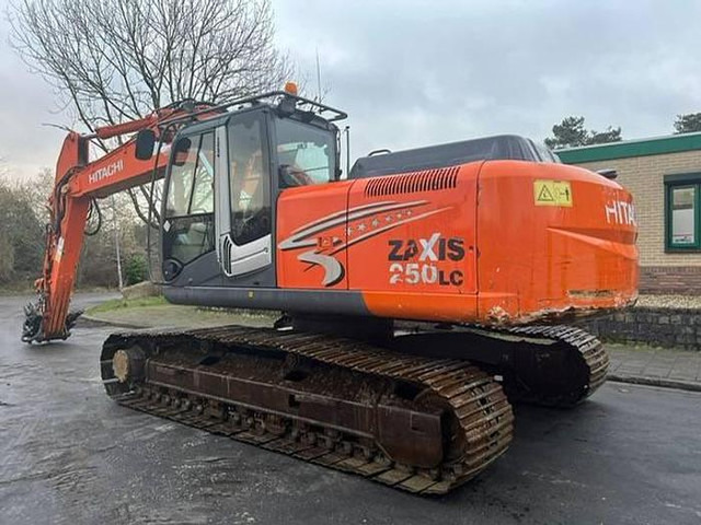 Hitachi ZX250LC-3 - ZX 250 LC - ZX250 - Pelle: photos 2 Hitachi ZX250LC-3 - ZX 250 LC - ZX250 - Pelle: photos 2