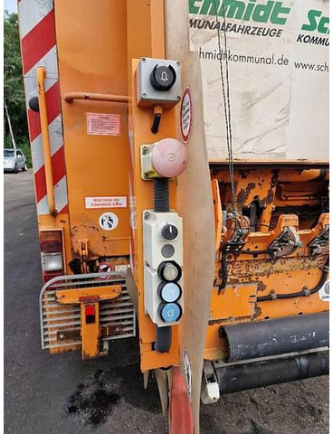 Benne à ordures ménagères Mercedes-Benz Econic 2628: photos 12