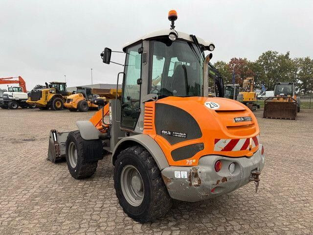 Atlas AR75e, Hydr. S.W.S., 4+1 Schaufel, Palettengabel - Chargeuse sur pneus: photos 4 Atlas AR75e, Hydr. S.W.S., 4+1 Schaufel, Palettengabel - Chargeuse sur pneus: photos 4