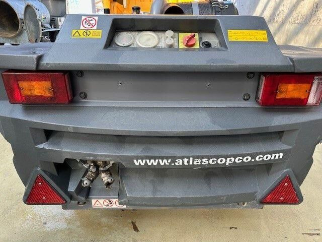 Atlas-Copco XAS 67, Kompressor, 3,7m³, 3.5 - 9.5 bar, TOP - Compresseur d'air: photos 4 Atlas-Copco XAS 67, Kompressor, 3,7m³, 3.5 - 9.5 bar, TOP - Compresseur d'air: photos 4