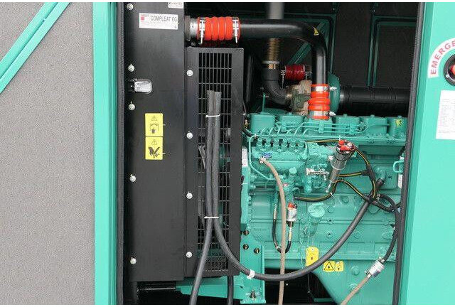 Cummins 125 kVA, Stromgenerator, Isoliert - Engins de chantier: photos 3 Cummins 125 kVA, Stromgenerator, Isoliert - Engins de chantier: photos 3