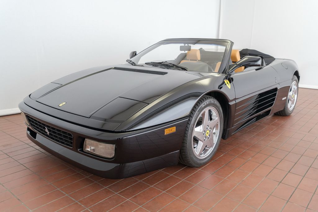 Ferrari 348 Spider/TOP Zustand/Zahnriemen+TÜV neu! - Voiture: photos 3 Ferrari 348 Spider/TOP Zustand/Zahnriemen+TÜV neu! - Voiture: photos 3