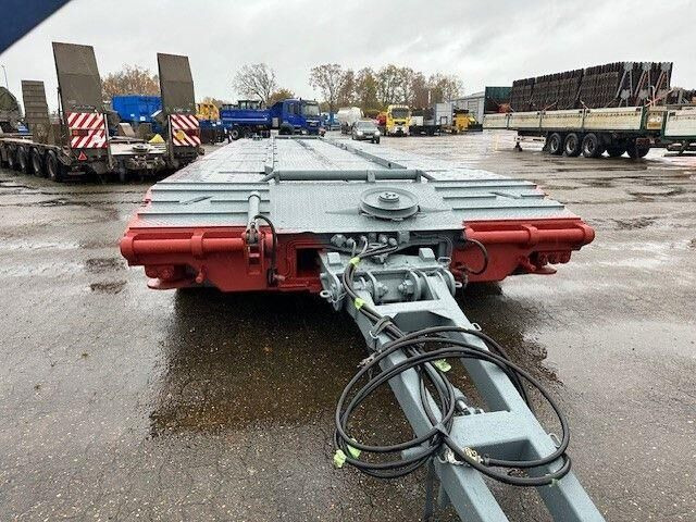 Goldhofer Spezial Tieflader für Schwertransport, 80to. NL - Remorque porte-engin surbaissée: photos 2 Goldhofer Spezial Tieflader für Schwertransport, 80to. NL - Remorque porte-engin surbaissée: photos 2