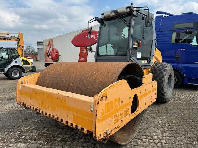 Hamm 3412HT, Deutz-Motor, Guter Zustand, Hamm 3412HT, Deutz-Motor, Guter Zustand, - Compacteur à pieds de mouton/ Monocylindre: photos 2 Hamm 3412HT, Deutz-Motor, Guter Zustand, Hamm 3412HT, Deutz-Motor, Guter Zustand, - Compacteur à pieds de mouton/ Monocylindre: photos 2