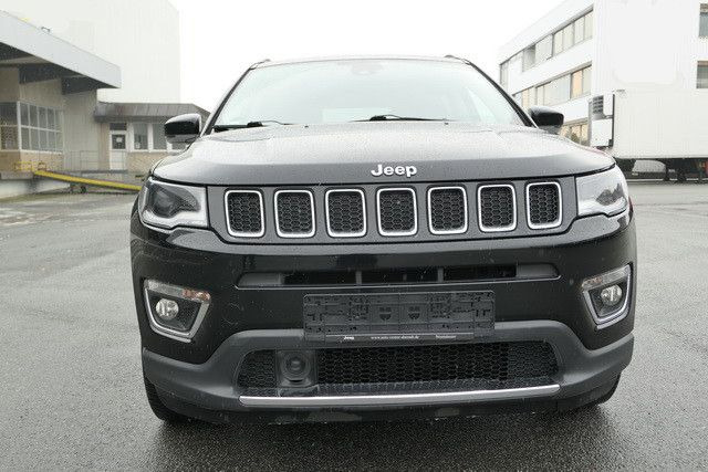 Jeep Compass Limited 4WD/AHK/Klima - Voiture: photos 2 Jeep Compass Limited 4WD/AHK/Klima - Voiture: photos 2