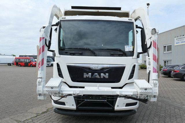 MAN 26.320 TGS BL 6x2, Überkopflader/Frontlader, AC MAN 26.320 TGS BL 6x2, Überkopflader/Frontlader, AC - Benne à ordures ménagères: photos 2 MAN 26.320 TGS BL 6x2, Überkopflader/Frontlader, AC MAN 26.320 TGS BL 6x2, Überkopflader/Frontlader, AC - Benne à ordures ménagères: photos 2