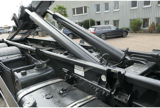 MAN 26.390 TGA BL 6x4, VDL S-21 6200, Klima, Luftfe. - Camion ampliroll: photos 2 MAN 26.390 TGA BL 6x4, VDL S-21 6200, Klima, Luftfe. - Camion ampliroll: photos 2