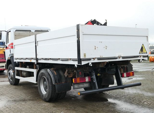 Mercedes-Benz 1824 AK 4x4, Allrad, AHK, Blattfederung, 168tkm - Camion plateau: photos 3 Mercedes-Benz 1824 AK 4x4, Allrad, AHK, Blattfederung, 168tkm - Camion plateau: photos 3