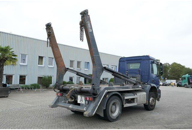 Mercedes-Benz 1832 K Arocs 4x2, Hiab SLT 140, teleskop., Klima - Camion - système de câble: photos 4 Mercedes-Benz 1832 K Arocs 4x2, Hiab SLT 140, teleskop., Klima - Camion - système de câble: photos 4