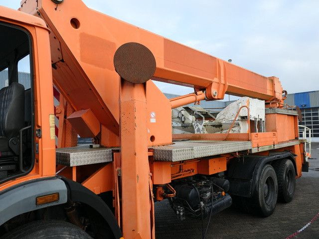 Mercedes-Benz 2429 6X4, SK-Modell, Ruthmann MT 325, 27,4 mtr. - Camion avec nacelle: photos 4 Mercedes-Benz 2429 6X4, SK-Modell, Ruthmann MT 325, 27,4 mtr. - Camion avec nacelle: photos 4
