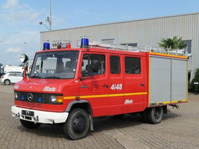 Mercedes-Benz 814 D/Feuerwehr/Metz/Wassertank/Pumpe - Camion de pompier: photos 4 Mercedes-Benz 814 D/Feuerwehr/Metz/Wassertank/Pumpe - Camion de pompier: photos 4