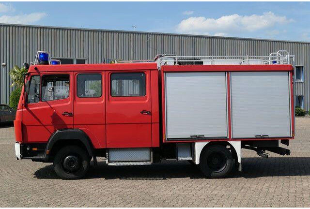 Mercedes-Benz 814 F/Feuerwehr/Pumpe/9 Sitze - Camion de pompier: photos 2 Mercedes-Benz 814 F/Feuerwehr/Pumpe/9 Sitze - Camion de pompier: photos 2