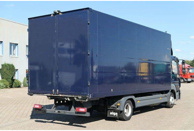 Mercedes-Benz 818 Atego 4x2, 6.200mm lang, Möbel, Klima - Camion fourgon: photos 3 Mercedes-Benz 818 Atego 4x2, 6.200mm lang, Möbel, Klima - Camion fourgon: photos 3