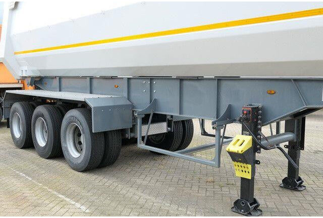 Stahl Hardox, 42m³, gr. Achsen, 4x am Lager - Semi-remorque benne: photos 4 Stahl Hardox, 42m³, gr. Achsen, 4x am Lager - Semi-remorque benne: photos 4