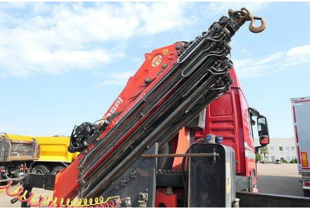 MAN 28.500 TGX 6x2, Kran PM 40528, Funk, Seilwinde - Tracteur routier: photos 4 MAN 28.500 TGX 6x2, Kran PM 40528, Funk, Seilwinde - Tracteur routier: photos 4