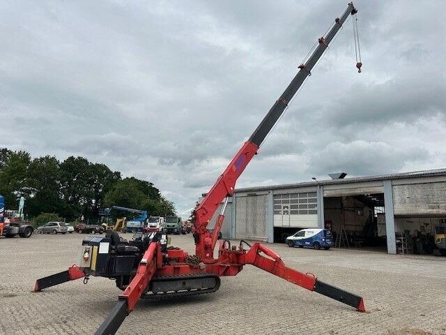 UNIC 506-5, Minikran, 5.000kg Traglast, 15.71m - Mini grue: photos 3 UNIC 506-5, Minikran, 5.000kg Traglast, 15.71m - Mini grue: photos 3