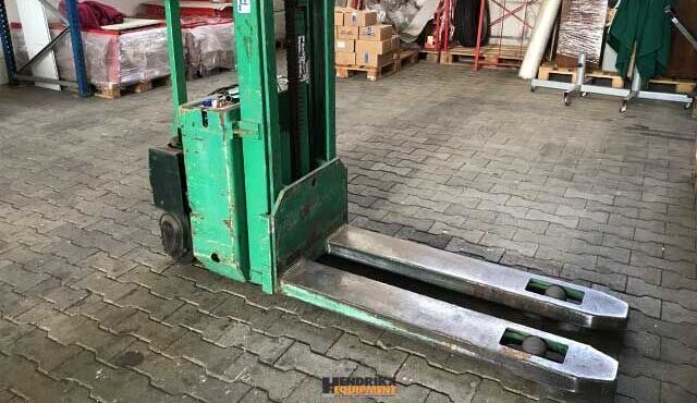 ATLET LECHI - Transpalette: photos 1 ATLET LECHI - Transpalette: photos 1