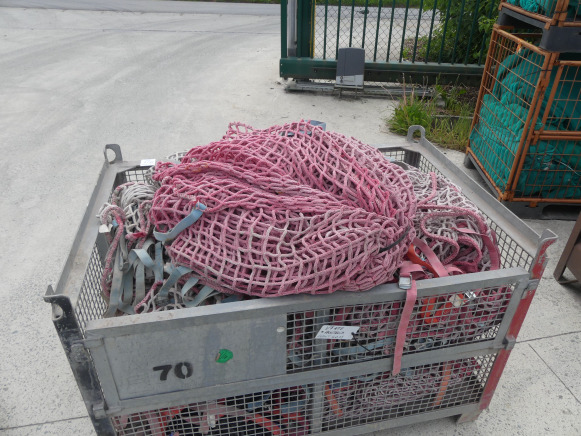 2 Filets pour échafaudage 2X10 - Matériel de chantier: photos 2 2 Filets pour échafaudage 2X10 - Matériel de chantier: photos 2