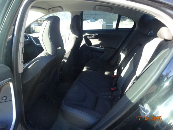 Voiture Volvo Berline S60 D2 - Autre matériel: photos 4 Voiture Volvo Berline S60 D2 - Autre matériel: photos 4