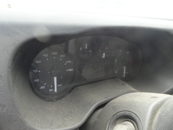 Fourgon utilitaire Camionnette Iveco Daily (2016-134.234 km): photos 7
