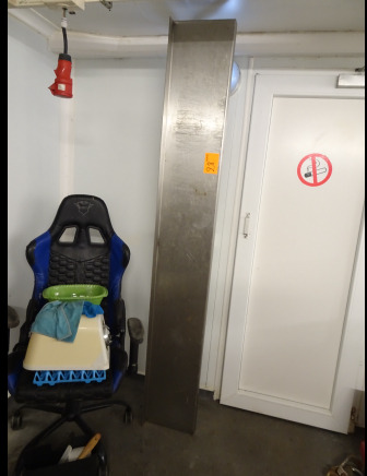 Étagère murale en - Machine agroalimentaire: photos 1 Étagère murale en - Machine agroalimentaire: photos 1