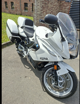 Moto BMW F800 GT (2018-21.439 km-VIN:WB10B5301JZ746633) - Motocyclette: photos 1 Moto BMW F800 GT (2018-21.439 km-VIN:WB10B5301JZ746633) - Motocyclette: photos 1