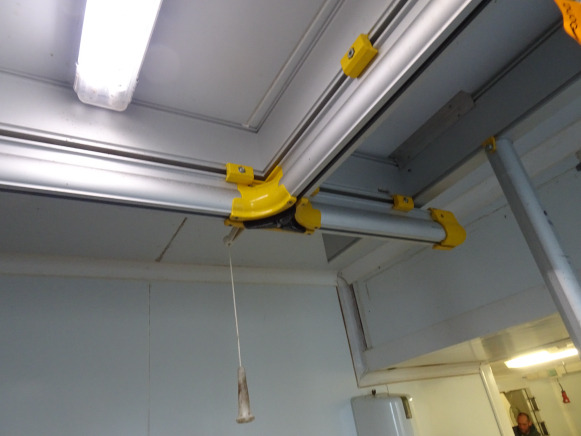 Penderie - rails inox - Machine agroalimentaire: photos 2 Penderie - rails inox - Machine agroalimentaire: photos 2