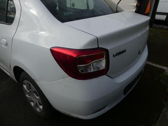 REF:20513 - Voiture Dacia Logan Berline (2013-97.655 km) - Berline: photos 4 REF:20513 - Voiture Dacia Logan Berline (2013-97.655 km) - Berline: photos 4
