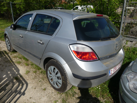 Voiture Opel Astra - Voiture: photos 3 Voiture Opel Astra - Voiture: photos 3