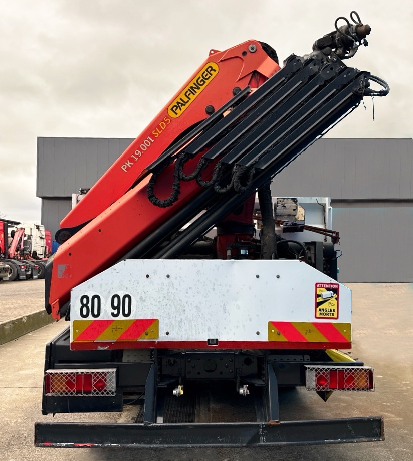 PALFINGER PK 19.001 SLD 5 D year 2017, crane with remote, extra functions - Grue auxiliaire: photos 1 PALFINGER PK 19.001 SLD 5 D year 2017, crane with remote, extra functions - Grue auxiliaire: photos 1