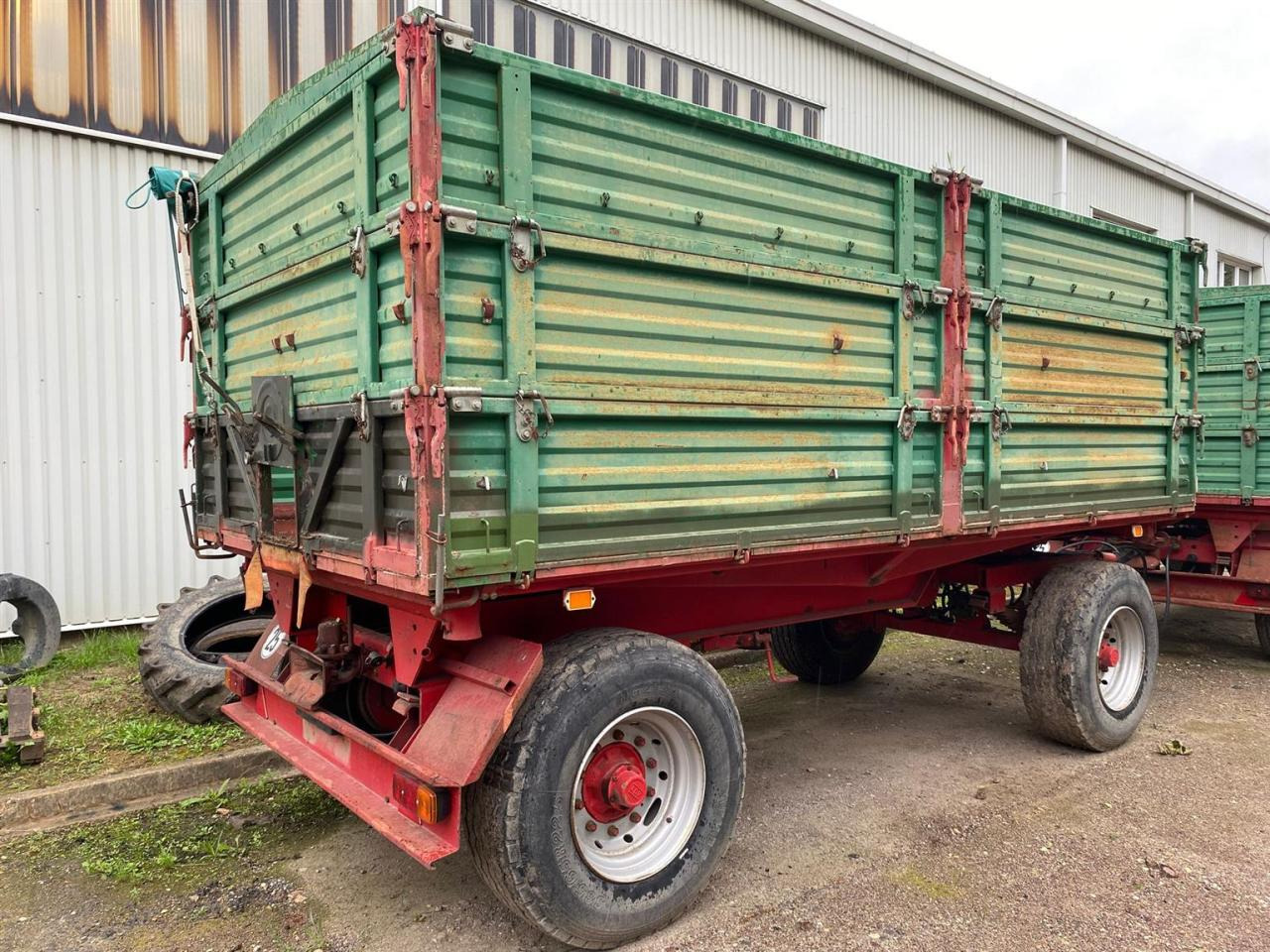 Agromet T-149 - Remorque benne: photos 2 Agromet T-149 - Remorque benne: photos 2