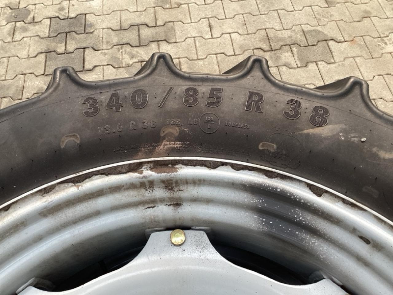 Continental 340/85R38 - Pneu pour Machine agricole: photos 2 Continental 340/85R38 - Pneu pour Machine agricole: photos 2
