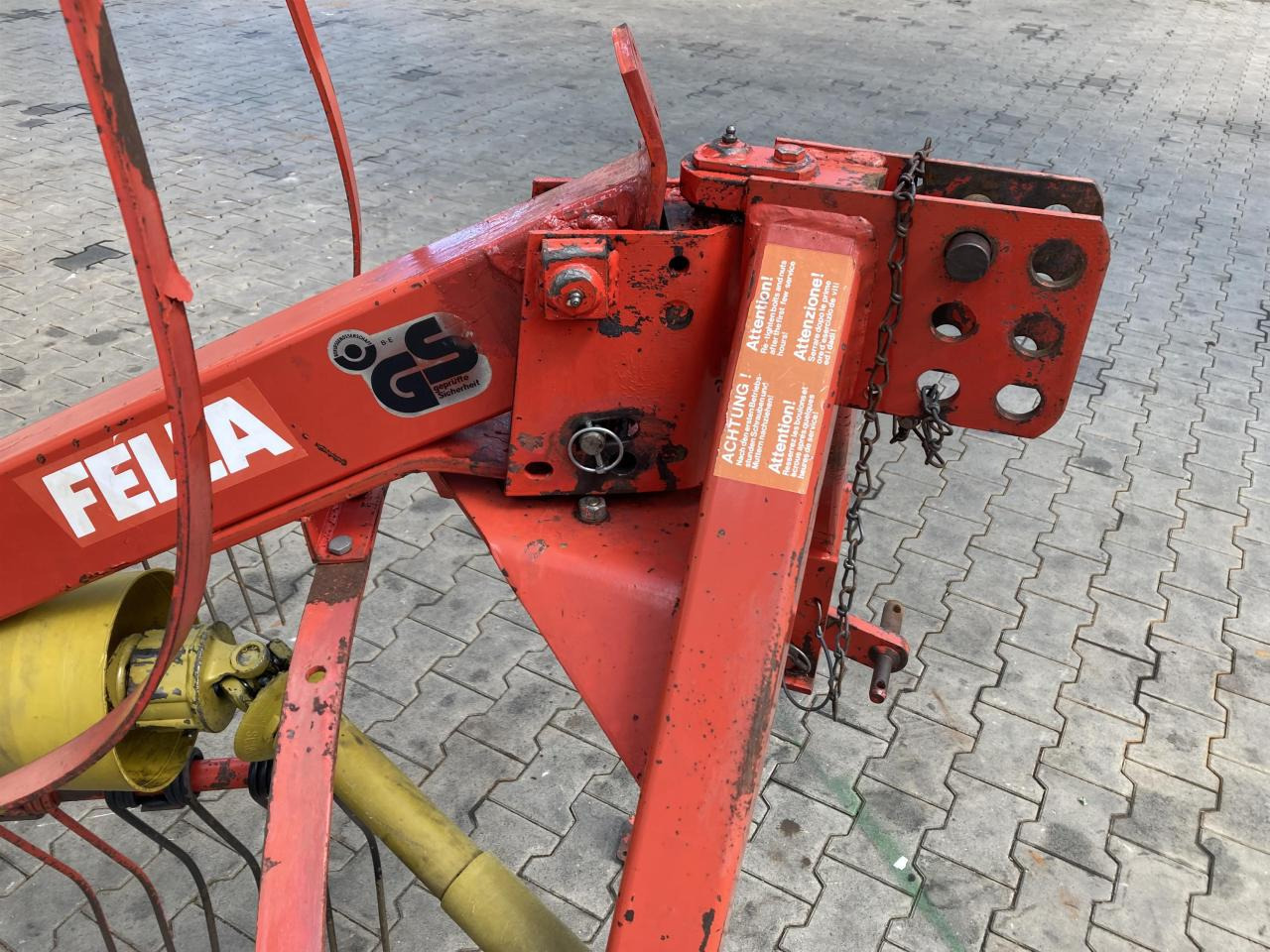 Fella TS 335 DN - Faneuse: photos 5 Fella TS 335 DN - Faneuse: photos 5