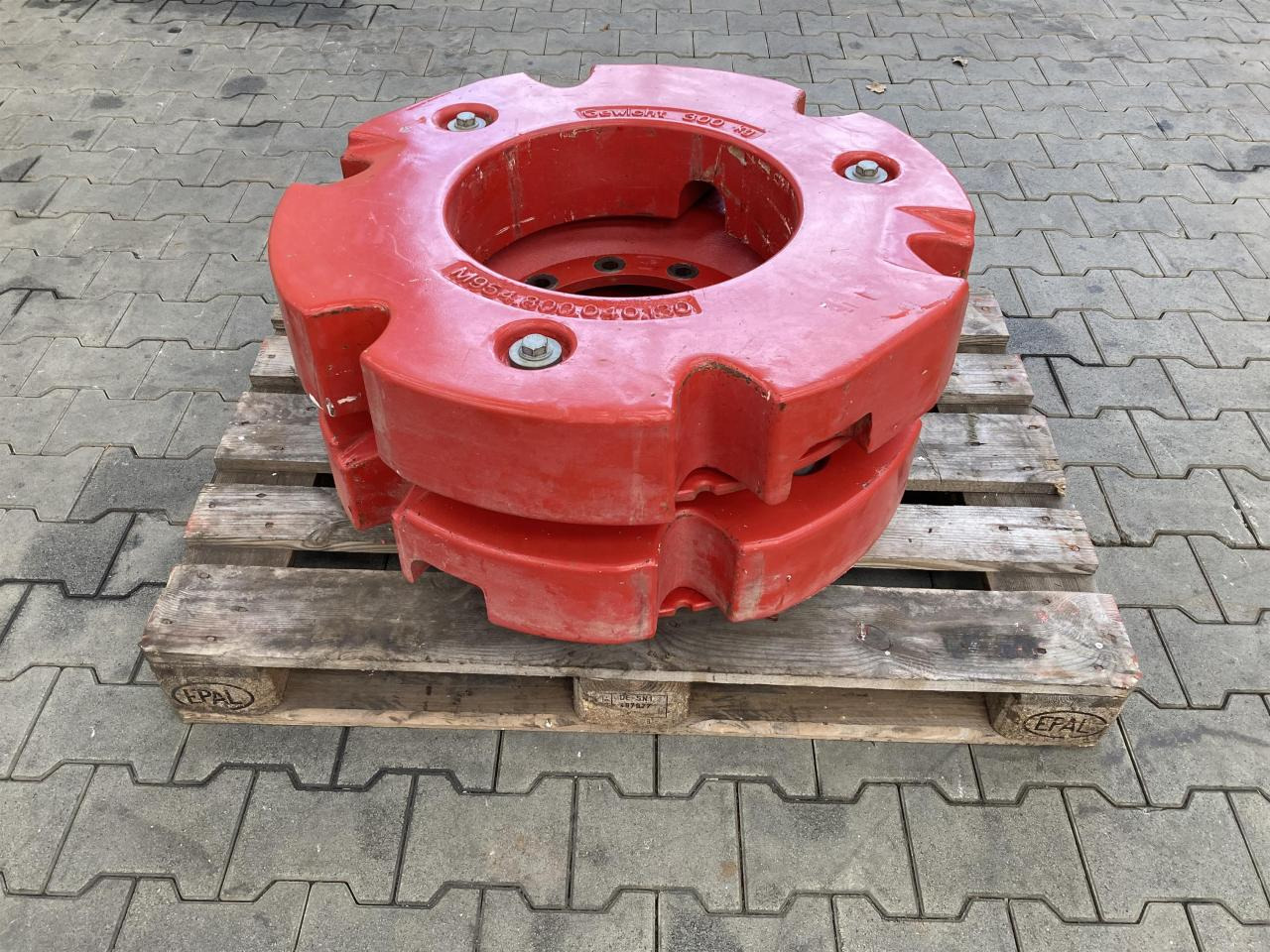 Fendt 2x 300 kg - Contrepoids: photos 1 Fendt 2x 300 kg - Contrepoids: photos 1