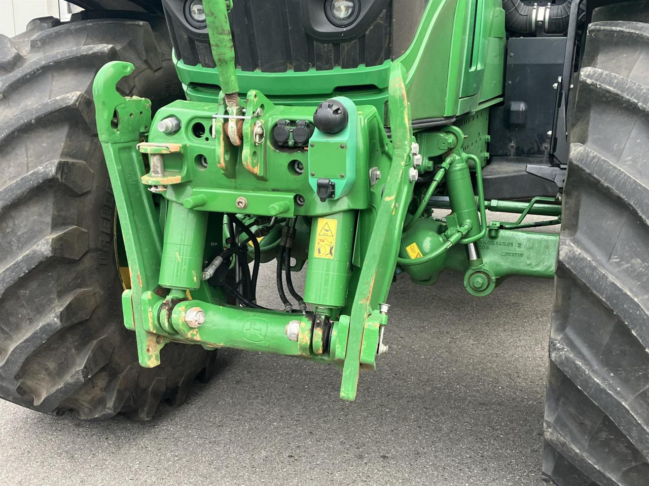 Tracteur agricole John Deere 6250R: photos 8