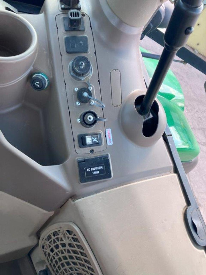Tracteur agricole John Deere 6250R: photos 6