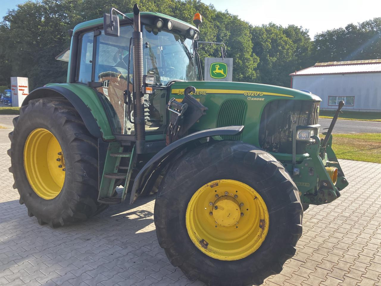 John Deere 6920 S - Tracteur agricole: photos 1 John Deere 6920 S - Tracteur agricole: photos 1