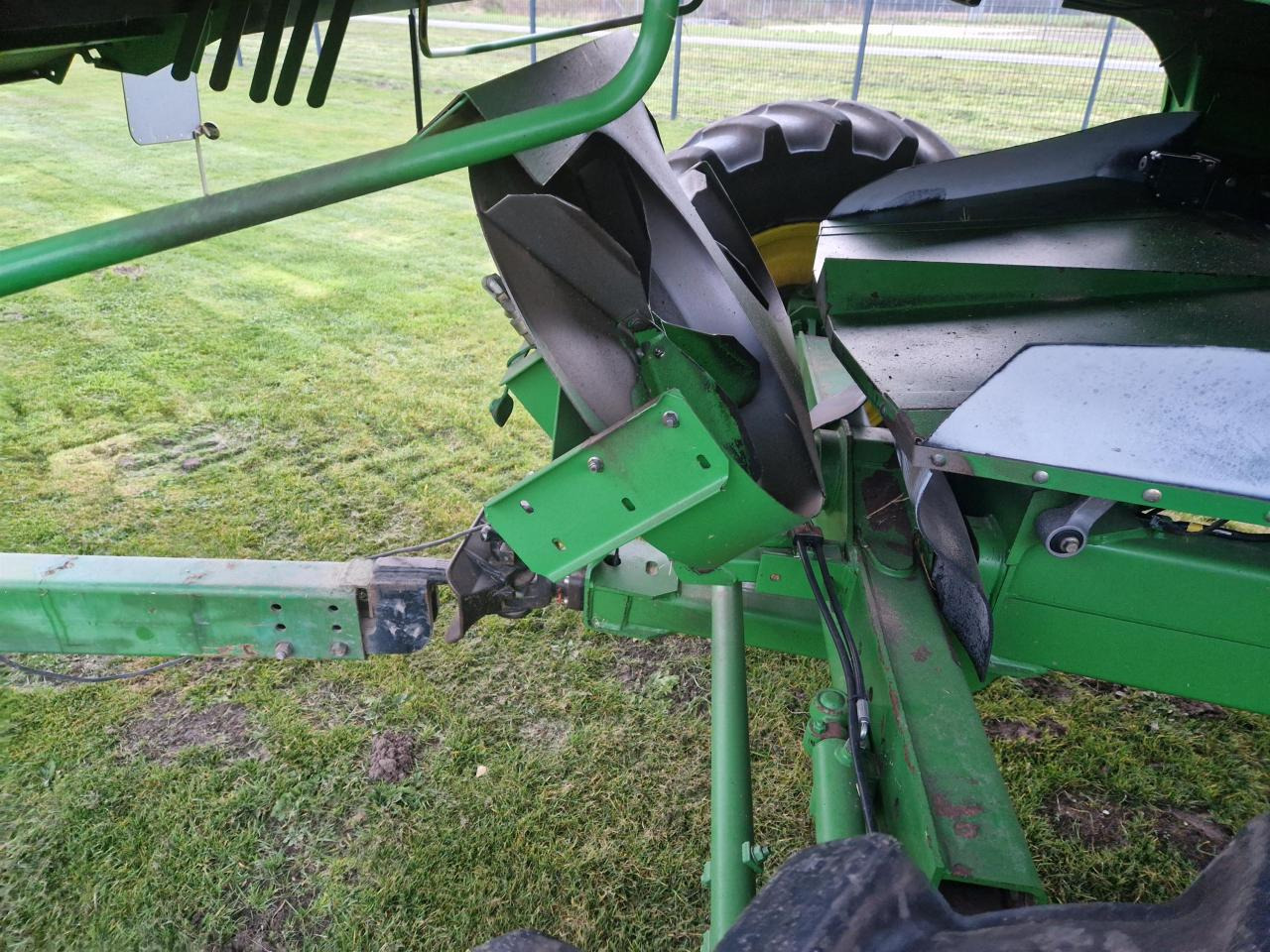 John Deere 9640i WTS HM - Moissonneuse-batteuse: photos 5 John Deere 9640i WTS HM - Moissonneuse-batteuse: photos 5