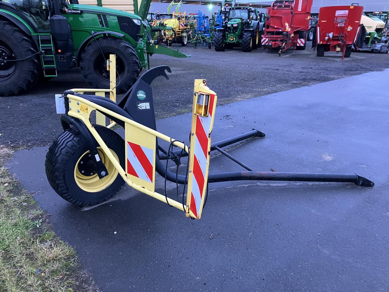 Kemper 400F - Accessoire de matériels de récolte: photos 1 Kemper 400F - Accessoire de matériels de récolte: photos 1