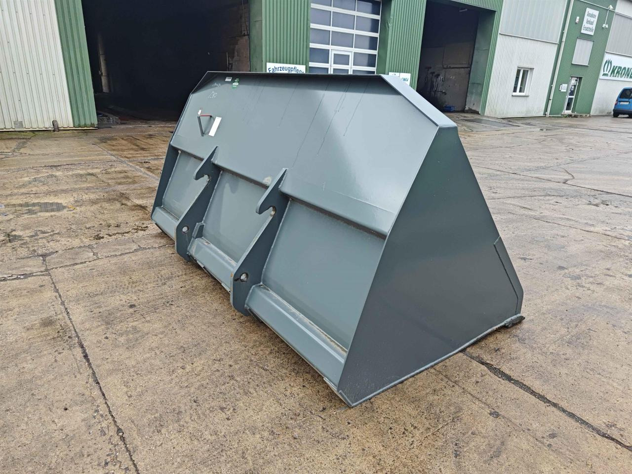 Kramer 2900 mm - Godet: photos 3 Kramer 2900 mm - Godet: photos 3