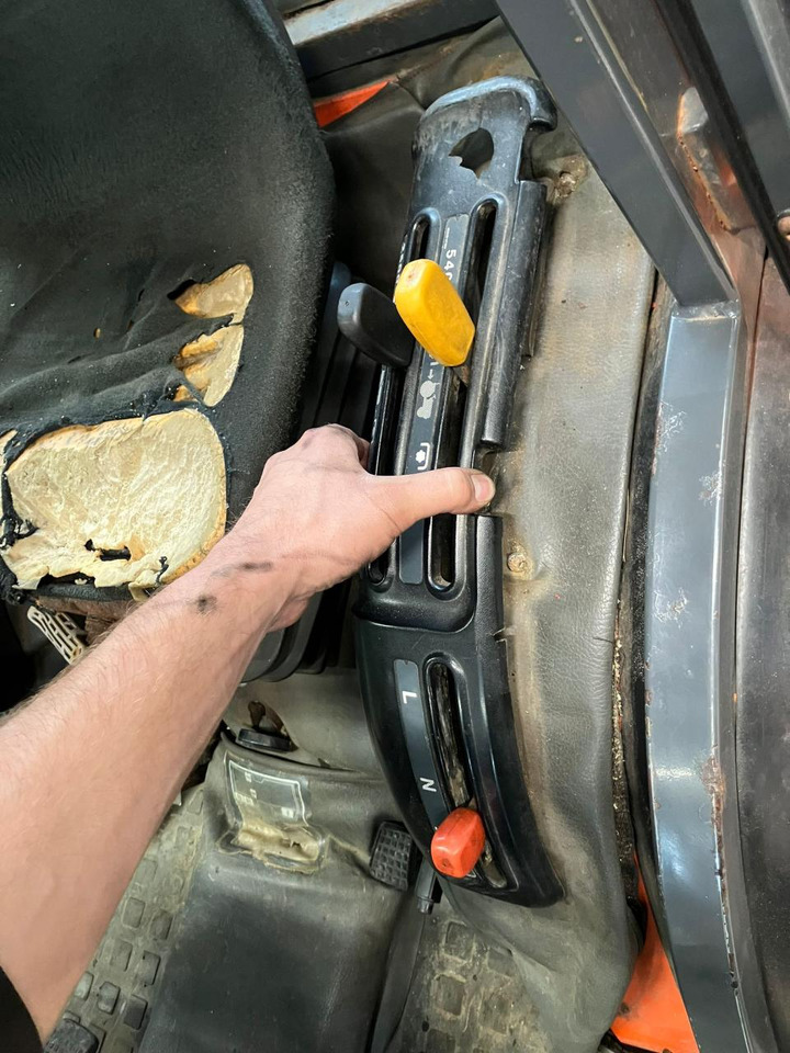 Kubota B2110 en leasing occasion Kubota B2110: photos 11