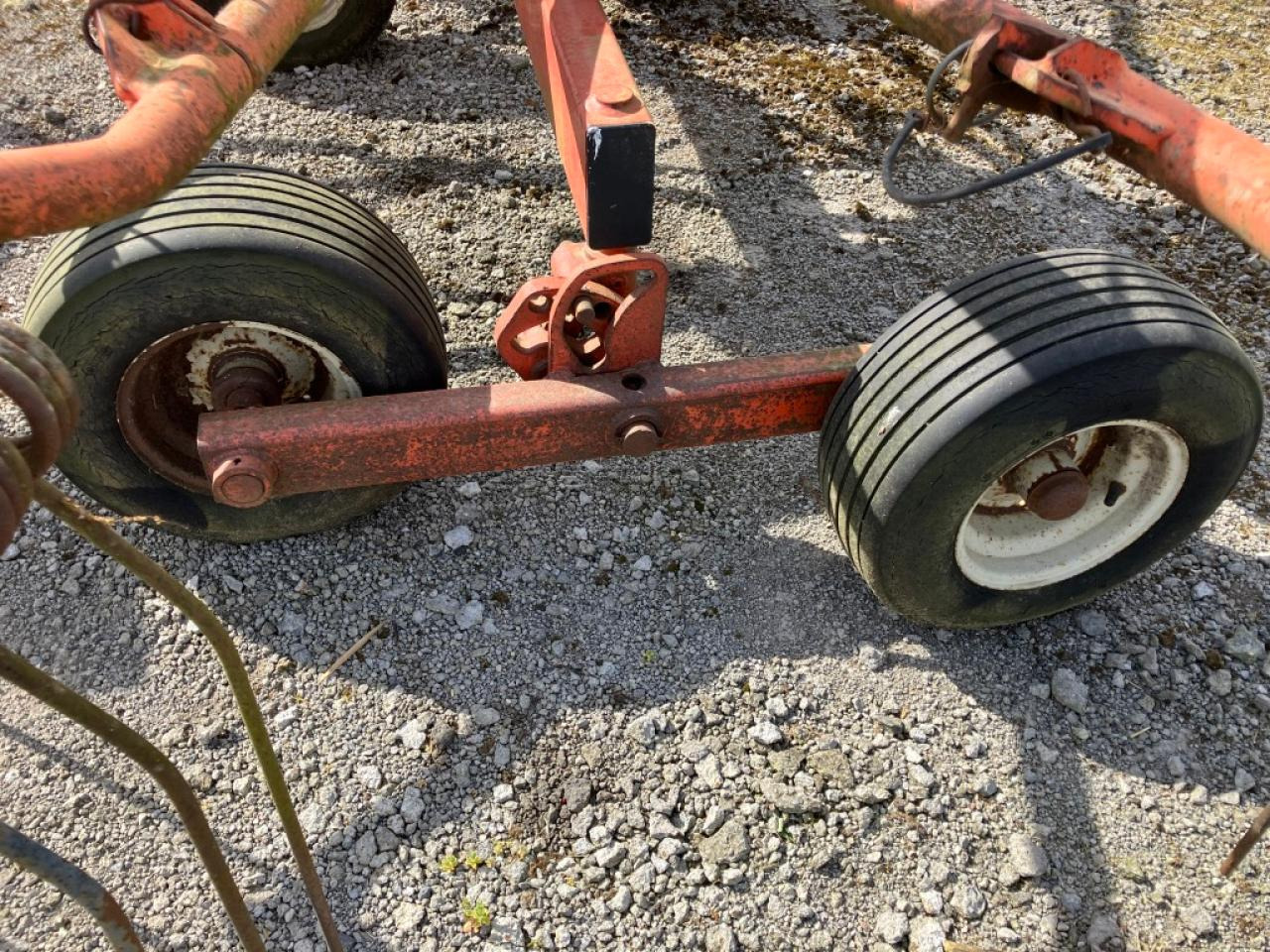 Kuhn GA 4311 GM - Faneuse: photos 4 Kuhn GA 4311 GM - Faneuse: photos 4