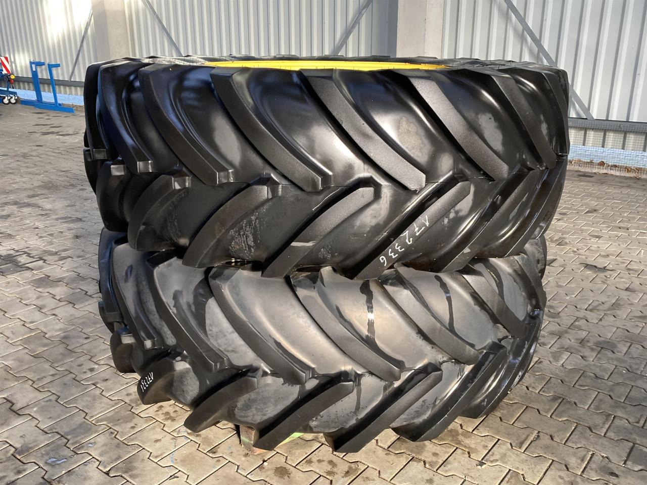 Michelin 620/70R38 - Pneu pour Machine agricole: photos 1 Michelin 620/70R38 - Pneu pour Machine agricole: photos 1