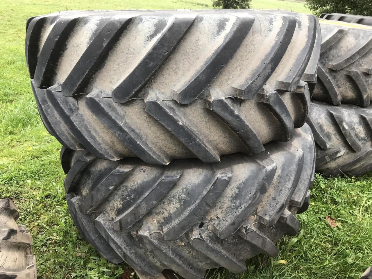 Michelin 650/60R34 - Pneu pour Machine agricole: photos 1 Michelin 650/60R34 - Pneu pour Machine agricole: photos 1
