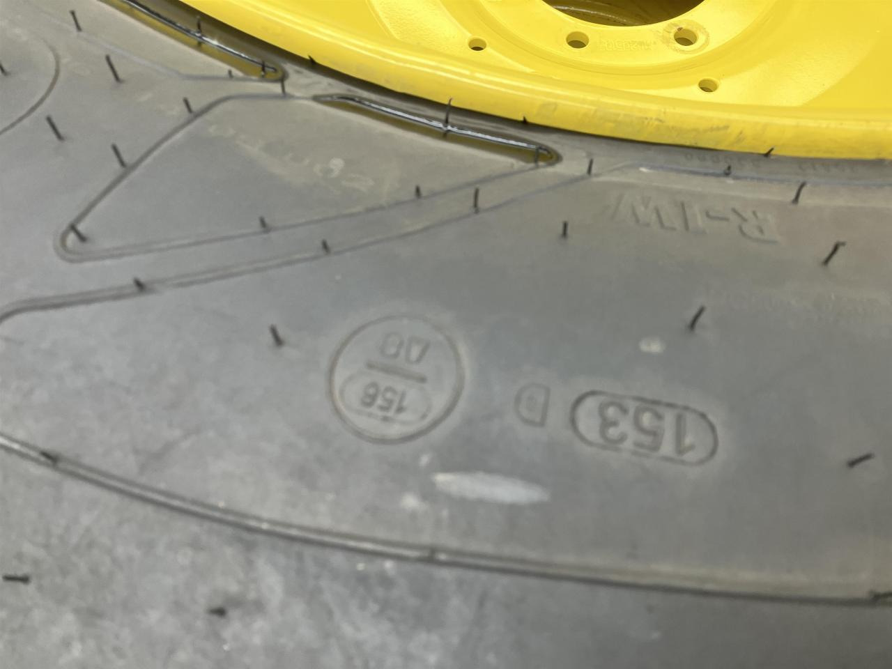 Pneu pour Machine agricole Mitas 600/65R38: photos 7